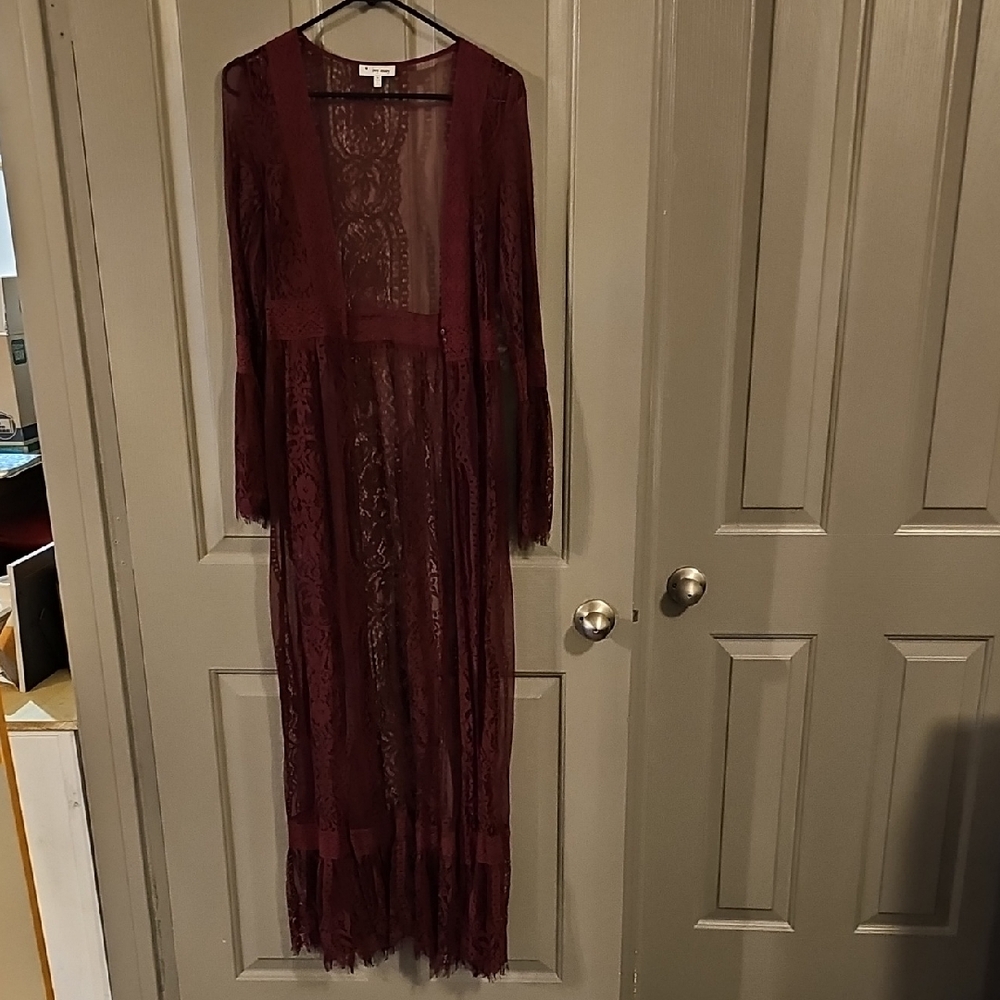 Chic Long Sleeve Burgundy Lace Cover Up